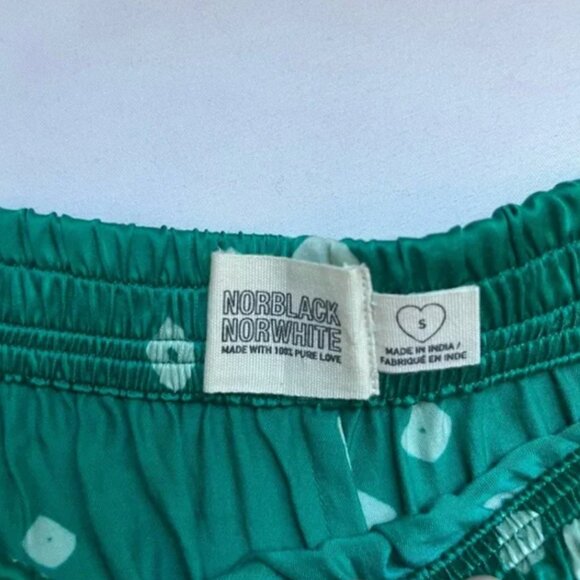 Norblack Norwhite green printed satin elastic waist wide leg cropped pants - Picture 4 of 4